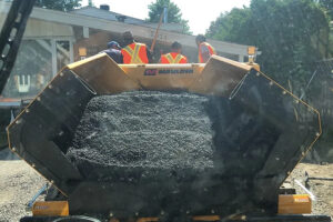 Top 8 Qualities of Great Paving Contractors (1)