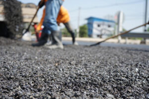 How Driveway Paving Companies Near Me Turn Renovation Projects into Market-Ready Homes