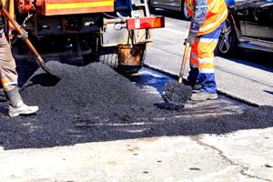 Local vs Big Chain Paving Companies for Driveways