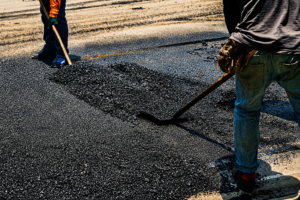 Paving Contractors Ottawa: Smarter Driveway Care Tips